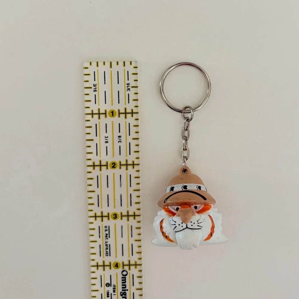 Vintage EXXON Tony The Tiger Gas Promotional Key‎ Chain Car Keys Collectible